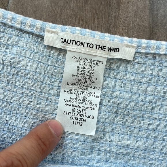 🎁4/$25 - CAUTION TO THE WIND - girls romper shorts - NEW - size 11/12 - Picture 4 of 7